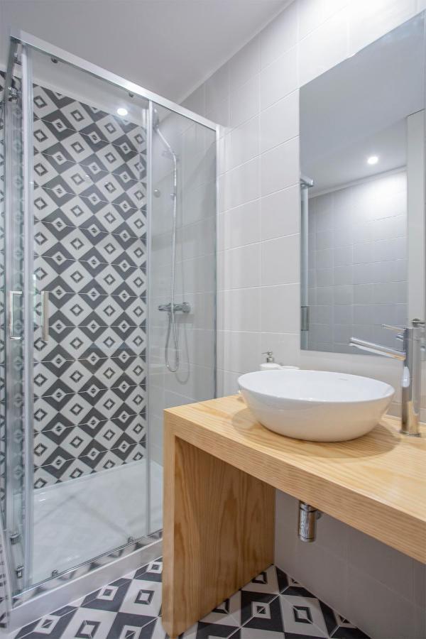 Orm - Martires & Pinheiro Apartments Porto Buitenkant foto